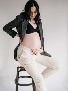 Are you one of those women that secretly hate being pregnant? It's okay, you're not alone, even though it feels like it. Pregnancy just sucks for some women, it's not all happy days and pregnancy glow. And that's okay.