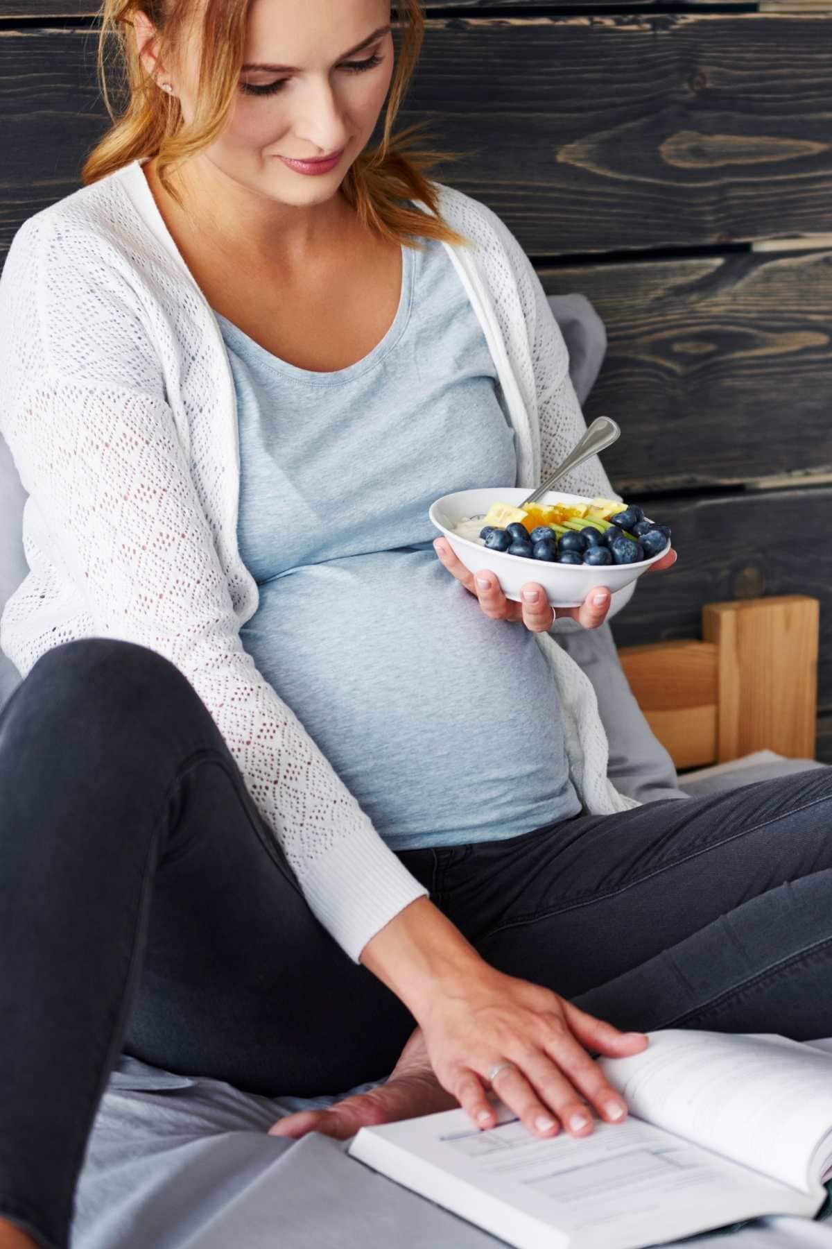 There's a whole big list of foods you can't eat, but have you considered the foods you should be eating during pregnancy? They're super tasty and nutritious too. 