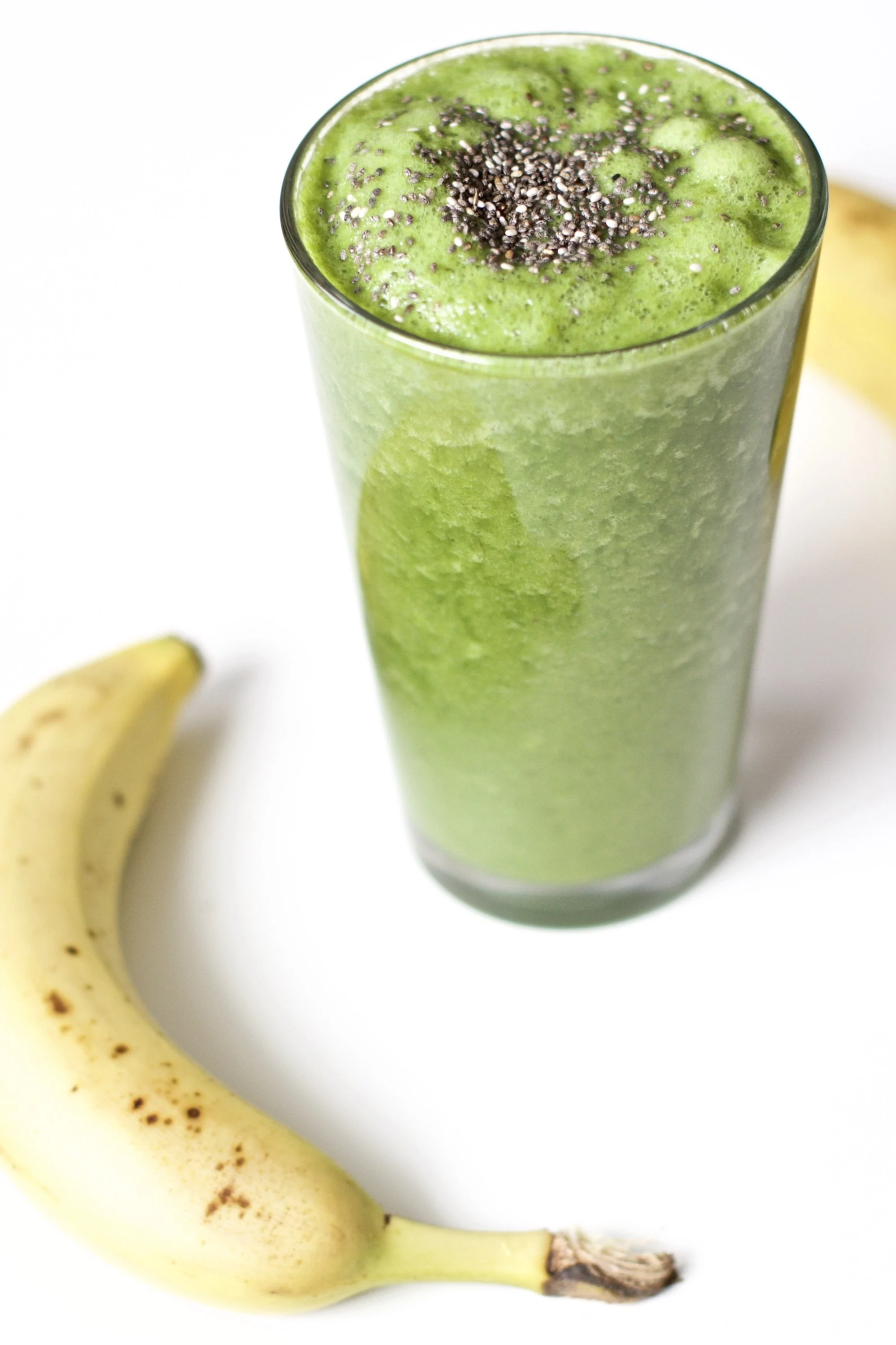 Sometimes you need your morning caffeine kick, other days you need something fresh like one of these green smoothie recipes to kick start your day! Green Smoothie | Healthy Smoothie | Fruit Smoothie | Healthy | Women's Health | Green Smoothie Inspiration | Smoothie Recipe | Breakfast Smoothie | Summer Smoothie | Green Smoothie Recipe