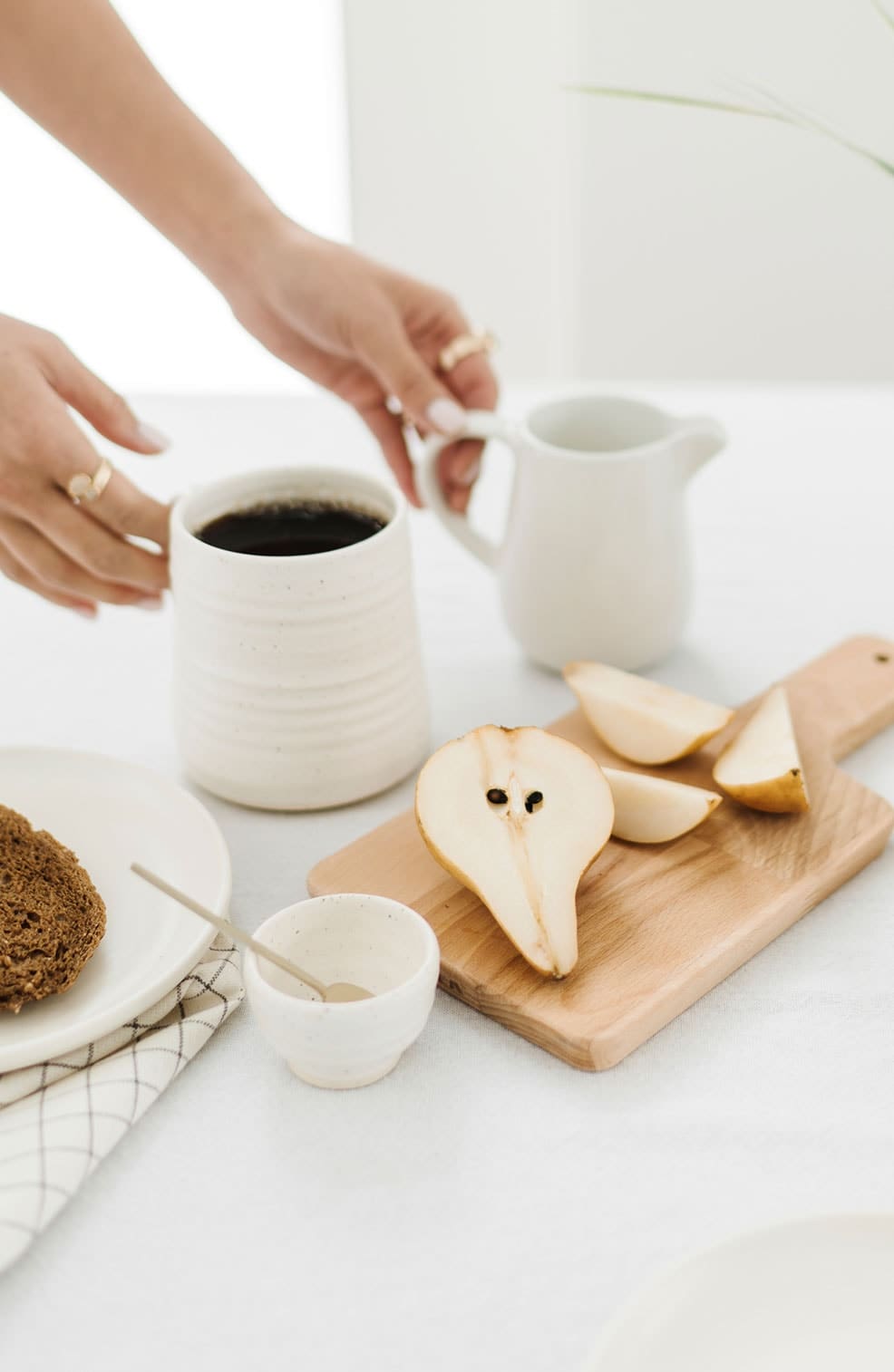 15 Small Changes You Can Make To Live A Better Life - Project Hot Mess