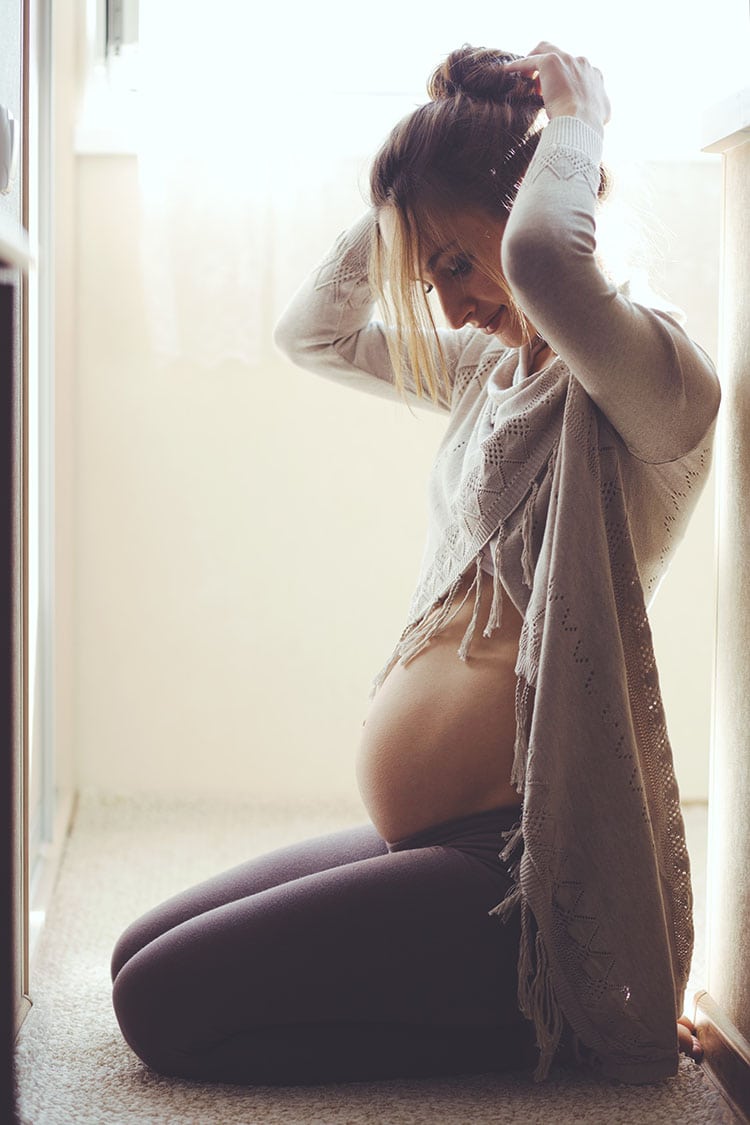 It wasn't until I looked back on my first pregnancy that I realised just how little I knew. I had no idea what I was in for - and I know many women are in the same boat. It can be hard to know where to start! Here are some of the things I wish I knew at the start of my first pregnancy. #pregnancy #pregnantlife #pregnant