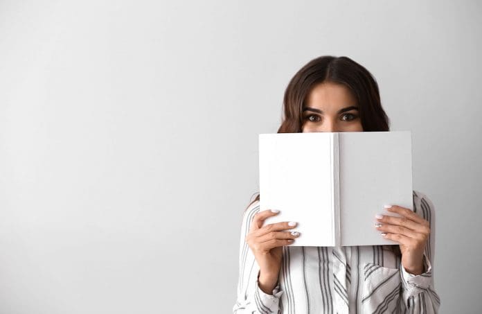 SML - 8 Things That Will Surprise You About Living As a Minimalist - 1 Do you think minimalism is all about decluttering and white furniture? I did, until I started moving towards living a more minimalist life. Now I'm sharing some things that will surprise you about living as a minimalist because they definitely surprised me.