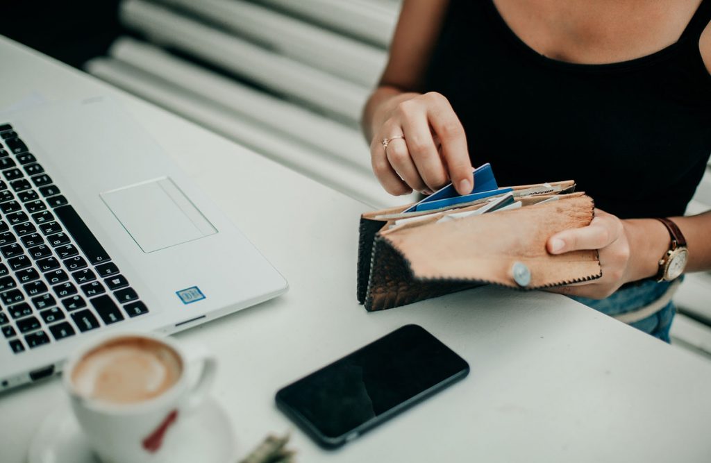 Are you sick of feeling like you can't get on top of your credit cards? You might be making these big credit card mistakes, so here's how you can fix them and get in control of your personal finances.