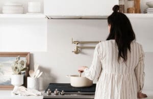 Do you ever open that drawer in your kitchen and realize just how unorganized it's become. The kitchen is the heart of the home and can easily get out of order. Here are some tips on how to quickly organize your kitchen and keep it tidy and functional for you and your family!